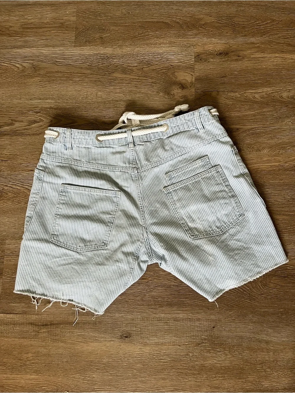Light Blue Striped Women’s Casual Shorts with Rope Drawstring